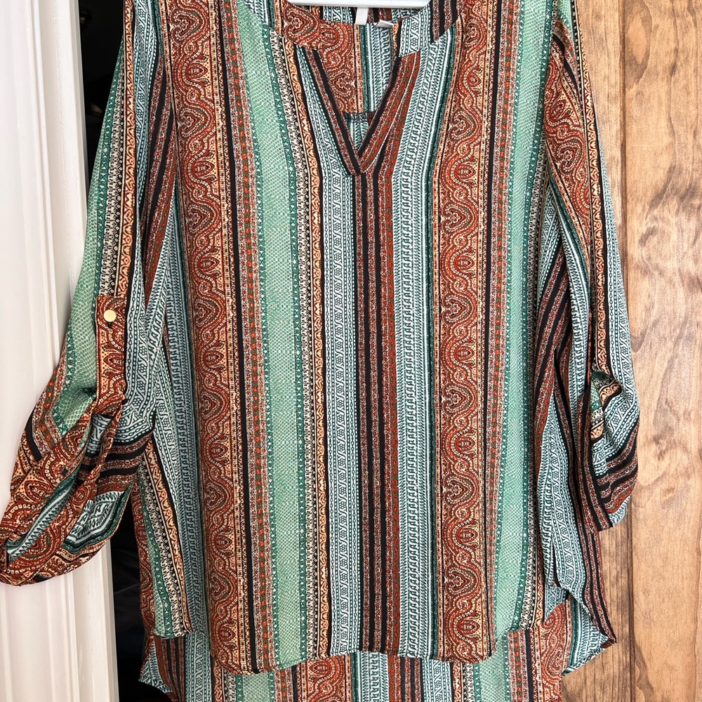 Cato Top High-Low V Neck